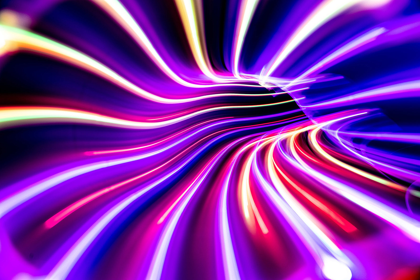 Bunte, künstliche Laserstrahlen